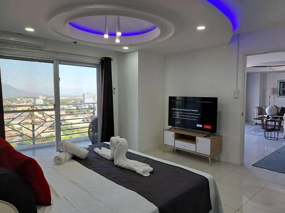 Vip 2Br Penthouse-Kandi Palace 155Sqm W/ Jacuzzi Angeles