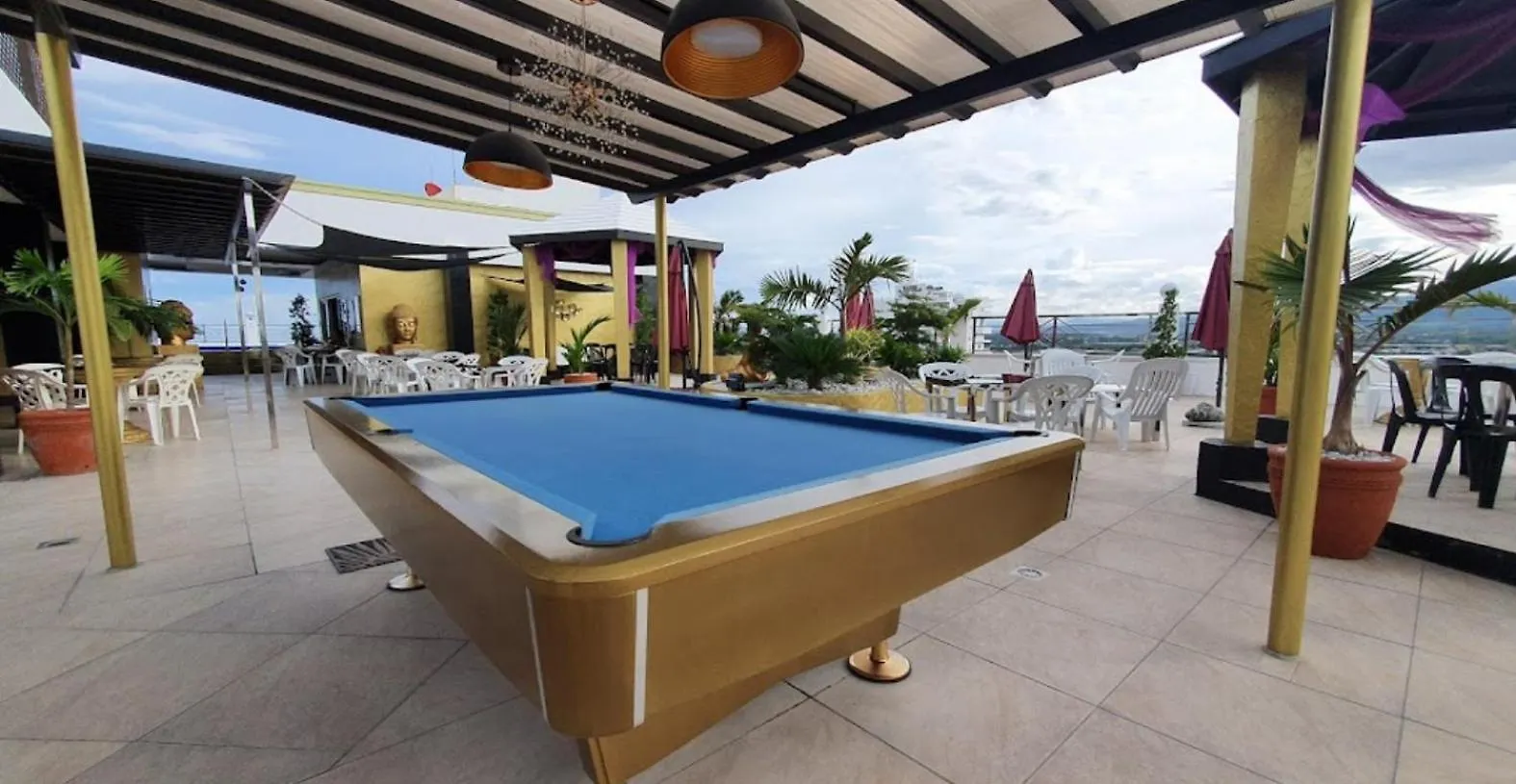 Vip 2Br Penthouse-Kandi Palace 155Sqm W/ Jacuzzi Angeles Filippijnen