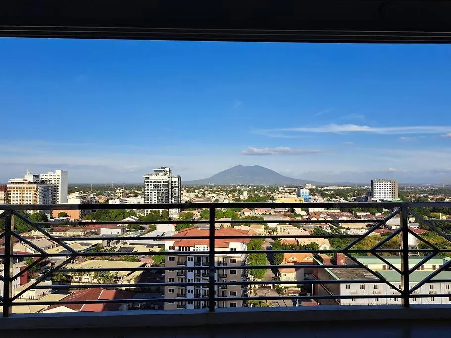 Vip 2Br Penthouse-Kandi Palace 155Sqm W/ Jacuzzi Angeles 0*,