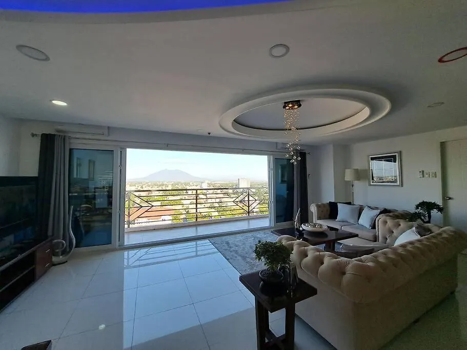 Vip 2Br Penthouse-Kandi Palace 155Sqm W/ Jacuzzi Angeles